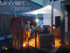 Paysagiste-pays-de-gex-jardin-extérieur-aménagement-terrasse-bois-spa-pergola-bioclimatique-paysage-architecte-paysagiste-mobilier-showroom