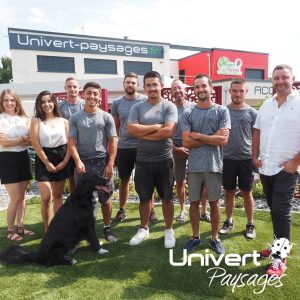 Photo de groupe portraits paysagiste univert jardin pays-de-gex vincent-escoffier céline-ringuet marion-aillet (1)