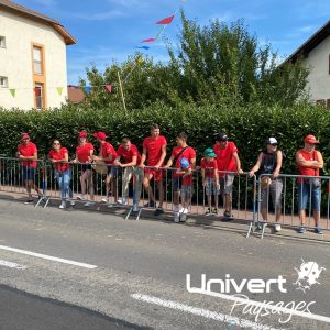 Caisses à savon pays-de-gex coccinelle camion-iveco teamunivert course descente folklore village prévessin-moëns univertpaysages tiktok viral paysagiste jardinier aménagement-paysager