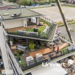 Paysagiste balcon pays-de-gex - végétalisation de deux terrasses en attique dans un immeuble à Saint-genis-pouilly - grutage et vues drone. plantations, terrasse bois gradconcept, jardinières - UNIVERT PAYSAGES paysagiste-pays-de-gex