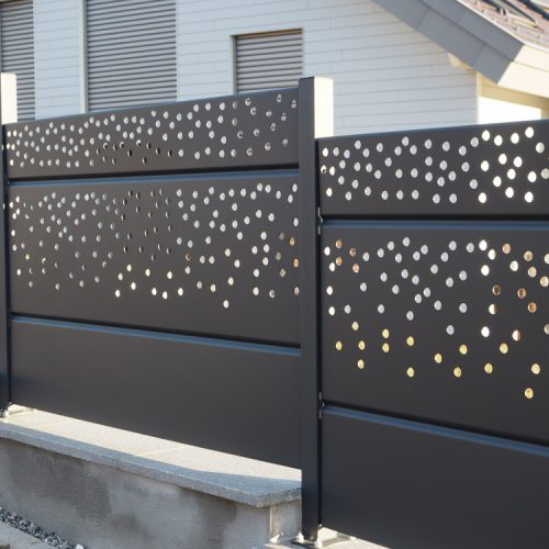 cloture panneaux aluminium découpes laser palissade moderne paysagiste pays de gex pougny